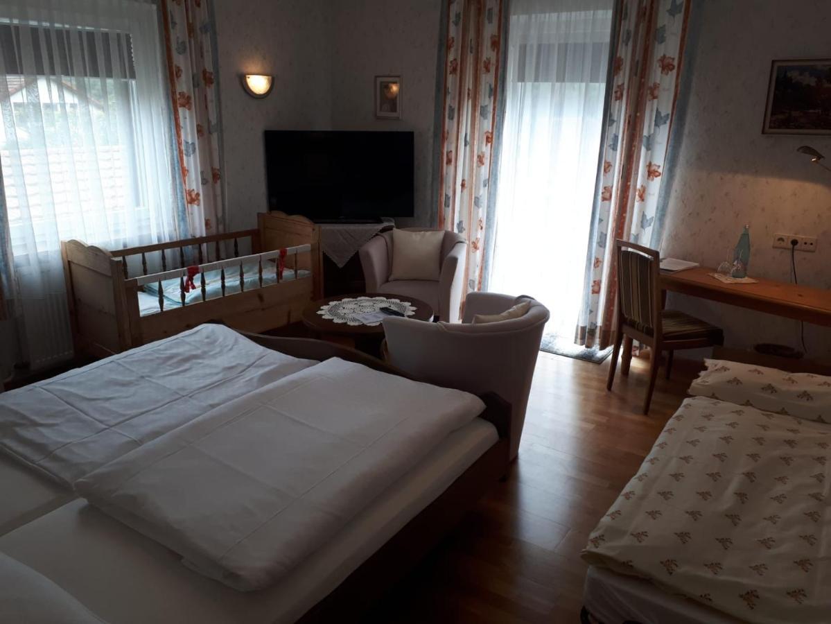 Schwarzwaldhotel / Вольфах Экстерьер фото